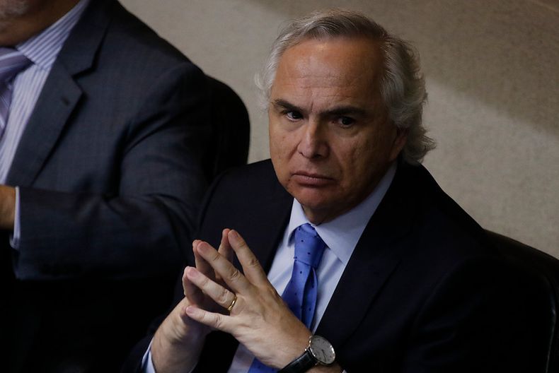 4869 a uno 1138781.jpg