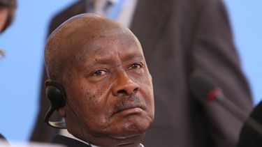 El presidente de Uganda quiere prohibir el sexo oral: La boca es para comer