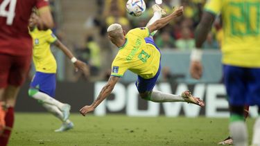 El Desconcierto | Richarlison marcando el segundo gol de brasil @CBF_Futebol.jpeg