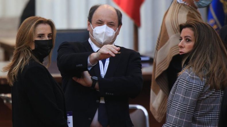 Cubillos Alvarez y Marinovic.jpg