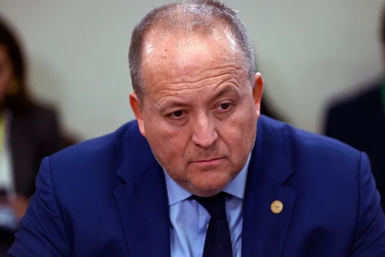 19030 a uno 1663234.webp