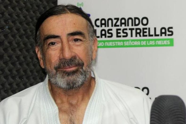 17795 profesor karate.jpeg