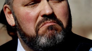 Sebastián Dávalos interpone millonaria demanda contra Canal 13 por injurias de Yerko Puchento