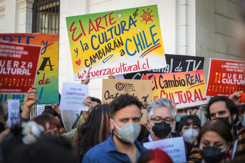 A_UNO_1299287 scaled.jpg