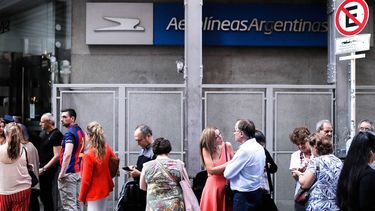 Coronavirus en Argentina: expulsan a 270 turistas que se negaron a cumplir la cuarentena