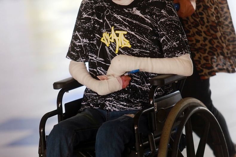 elecciones inclusivas  servel contara con voto asistido, plantillas en braille y ranuras para discapacitados.jpg