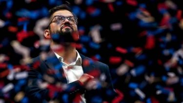 El Desconcierto | Boric sublimado.jpg