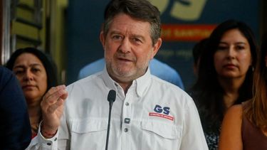 No es buena política pública: Orrego y alcaldes piden al gobierno retomar proyecto de ciclovía que une Baquedano con Pajaritos