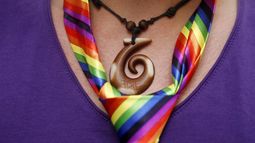 El delirio gay ABC1 o su insoportable levedad