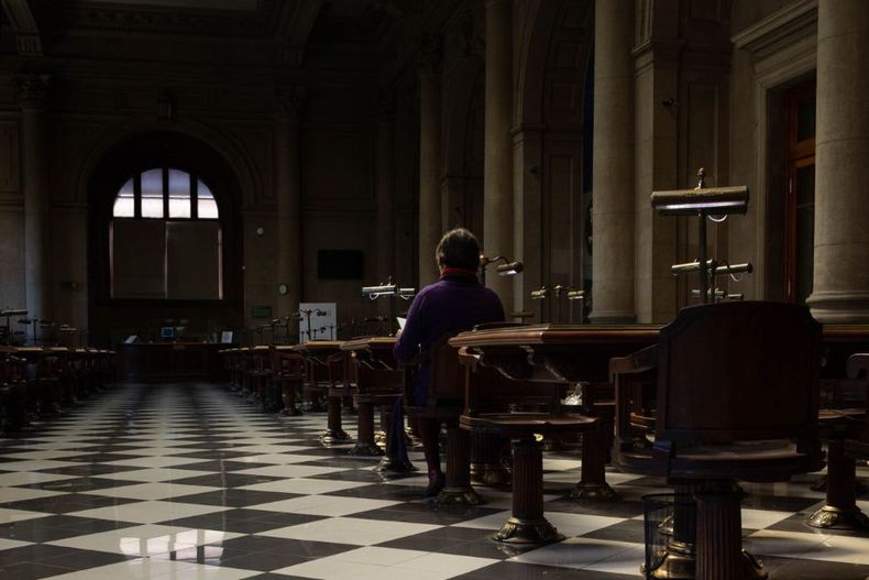 3951 biblioteca nacional.jpg
