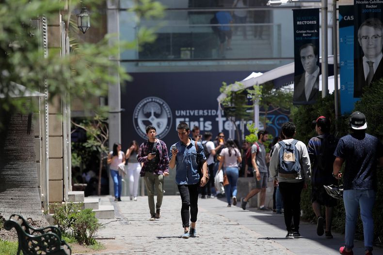 Universidad Finis Terrae 2.jpg