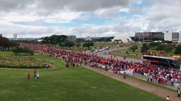 VIDEO| Lula da Silva: Multitud lo acompaña entre alegría por investidura y luto por Pelé