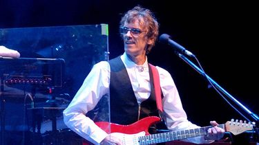 Guía de canciones para recordar el universo de Luis Alberto Spinetta