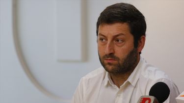 8M: Diputado Coloma cuestiona a diputada y recibe masivo trolleo en RRSS