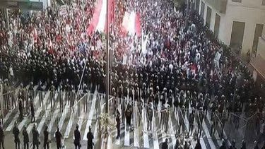 Presidenta de Perú amenaza con más represión: “Actuaremos con todo el peso de la Ley”