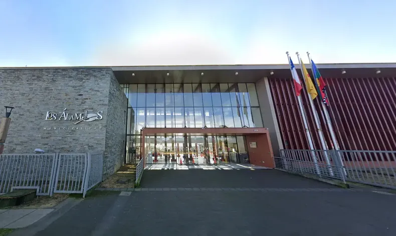 municipalidad la despidio por no apoyar campana del alcalde corte declaro que fue discriminatorio y ordeno pagar 4 8 millones.webp