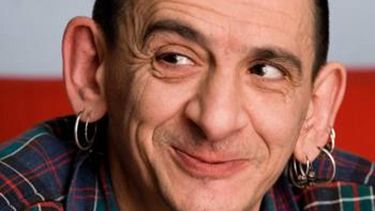 No somos nada: Detienen a ex vocalista de La Polla Records por insultar a la guardia civil española
