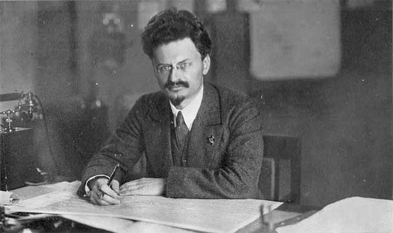 trotsky.jpg