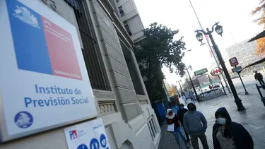 El Desconcierto | ips nego pension a mujer por no estar casada con su pareja fallecida corte ordeno revisar el caso por discriminacion.webp