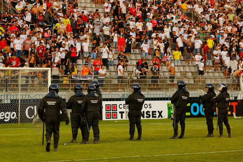 14638 colo colo.webp