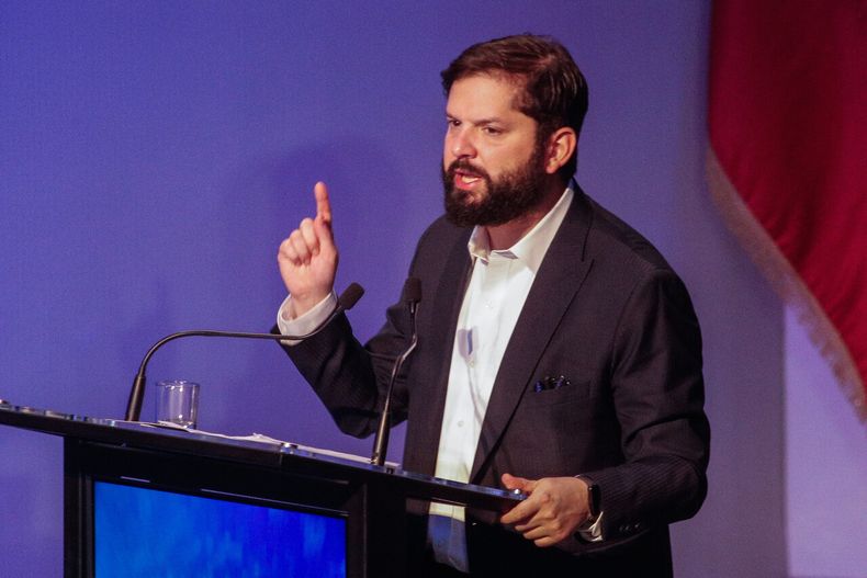 17786 boric iran.jpg