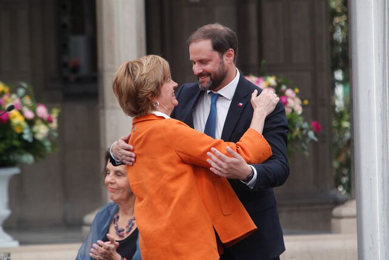 8399 mattheioutofprovi.jpg