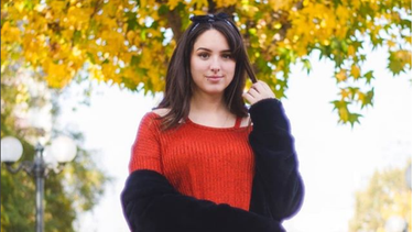 Modelo chilena Antonia Larraín da una clase sobre cómo tratar a un ofensivo hater que la atacó por su cuerpo