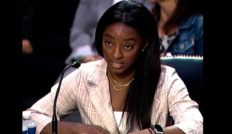 Simone Biles 1.jpg