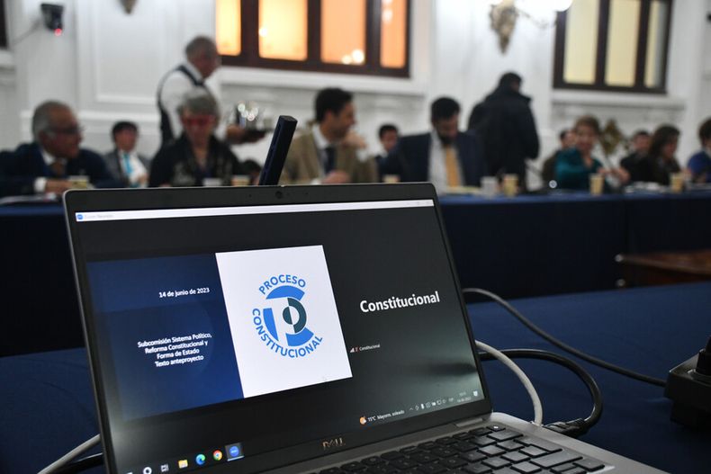 Proceso constitucional.jpg