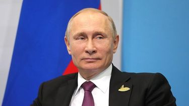 Putin promulga ley que le permitiría permanecer en el Kremlin hasta 2036