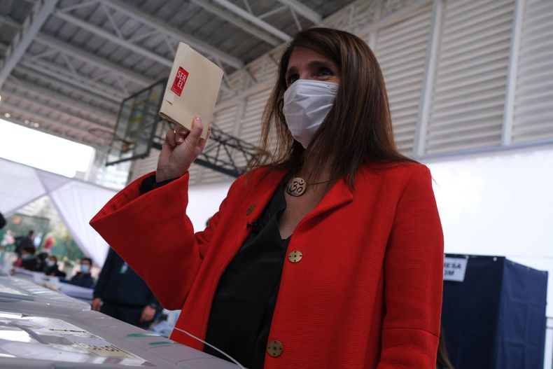 Paula Narvaez scaled.jpg