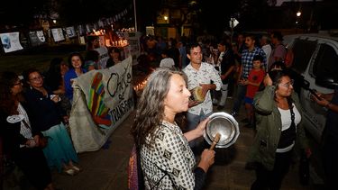 VIDEOS| Masivo “cacerolazo” dio el inicio al complicado mes de marzo en distintas partes de Chile