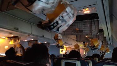 Más de 30 pasajeros de un vuelo de Jet Airways sufrieron hemorragias y dolores de cabeza tras error de pilotos a bordo