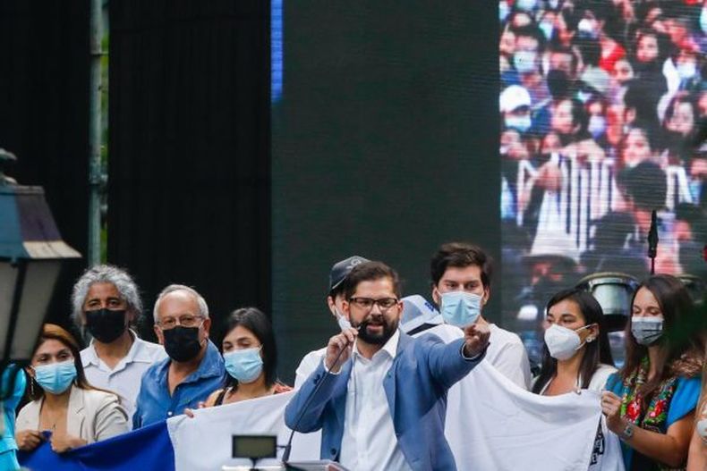 A_UNO_1338200 e1639959054265.jpg