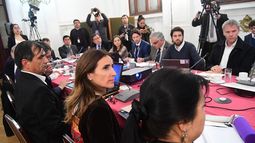 Gobierno cede ante críticas y despide a líder del plan de descontaminación de Quintero por conflicto de interés
