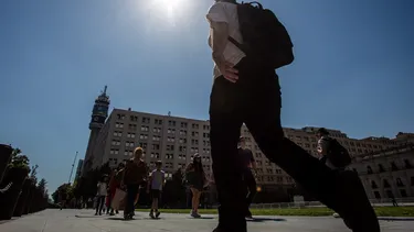 Potencialmente riesgosas: Aviso por altas temperaturas en 7 regiones incluida la Metropolitana