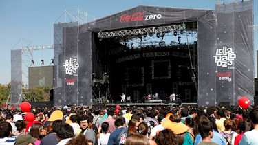 Orrego confirma que Lollapalooza Chile se hace en Santiago y reveló dos recintos posibles