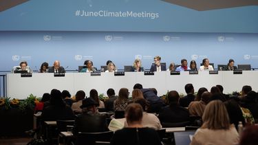 El secretario ejecutivo de la ONU pidió&nbsp; acelerar la lucha internacional contra el calentamiento global en la Conferencia de Bonn sobre el Cambio Climático - Agencia EFE