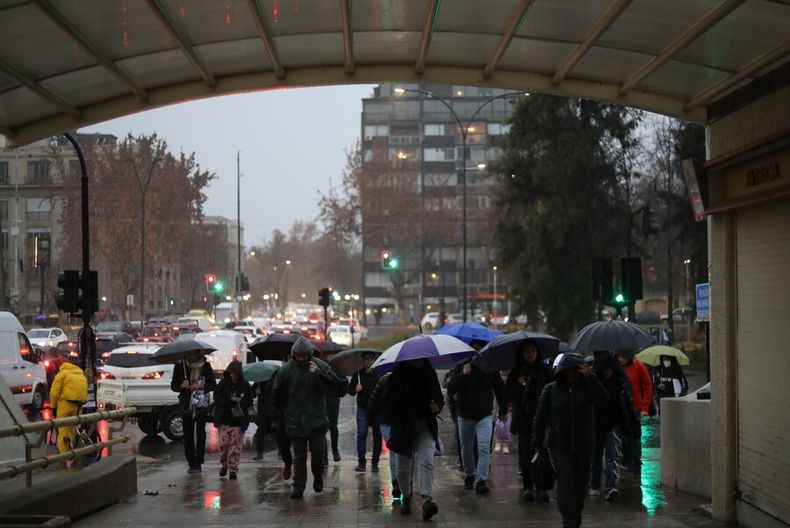 Lluvia en Santiago 4.jpg