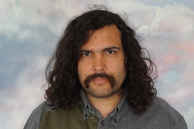 Roberto Urzua dirige Mapu Kutran.png