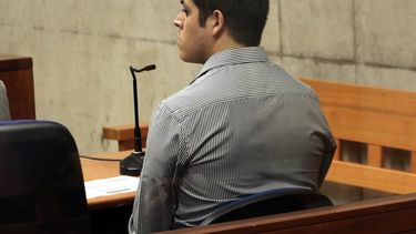 Formalizan por homicidio a Carabinero que disparó a mujer en persecución en plena plaza de Maipú