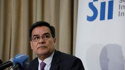 Comisión Megafraude apunta a conocer responsabilidad de exdirector del SII Fernando Barraza