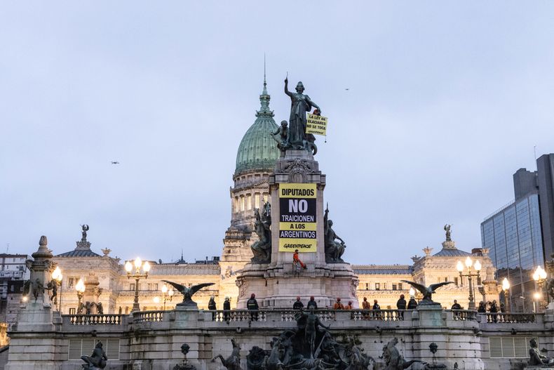 eeae43560c217674e4c5cff55370c7b7e691be4d