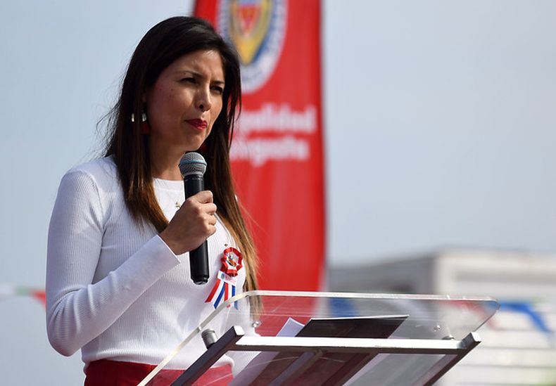 karen rojo.jpg