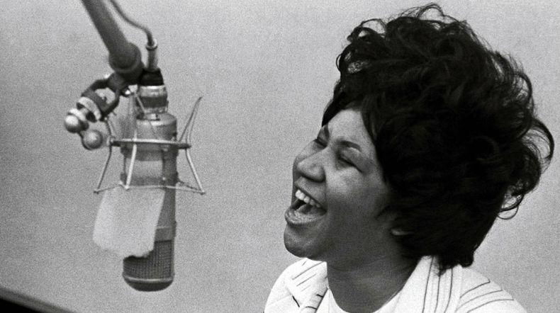 BXXI ARETHA FOTO 2.jpg