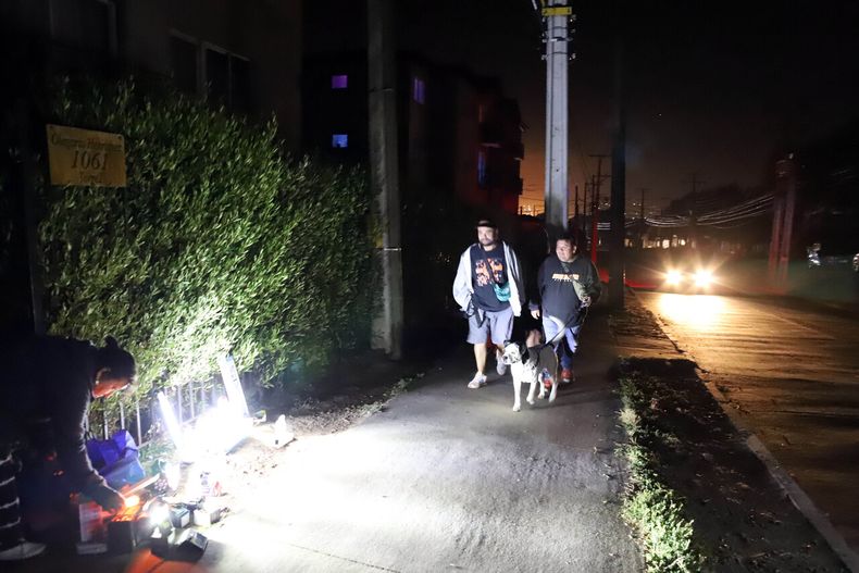 20976 cortes de luz en santiago para este martes 19 de agosto.jpg