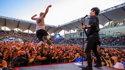 Green Day las hizo todas en Chile: Se fueron contra Trump y mandaron al público a guardar sus smartphones