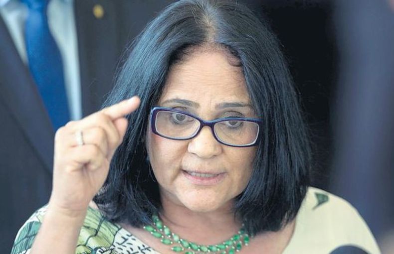 damares alves.jpg
