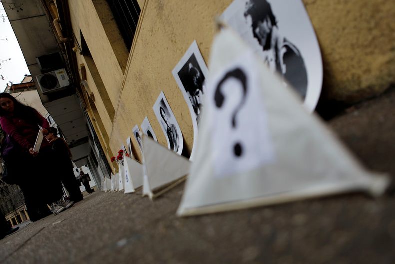 red de sitios de memoria acusa recortes de presupuesto  intentan borrar la memoria.jpg