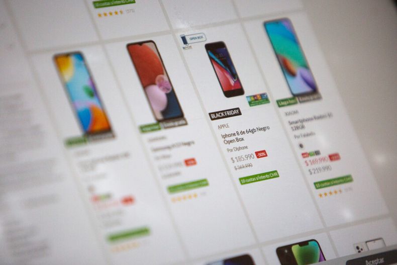 7703 a uno 1416184.jpg